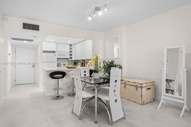 2301 Collins Avenue 1014, Miami Beach, FL 33139