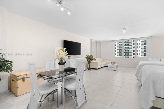 2301 Collins Avenue 1014, Miami Beach, FL 33139