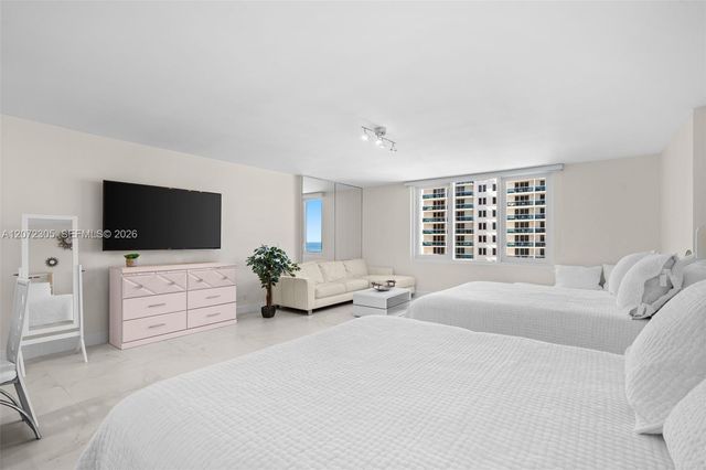 2301 Collins Avenue 1014, Miami Beach, FL 33139