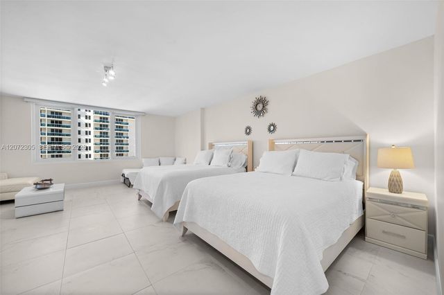 2301 Collins Avenue 1014, Miami Beach, FL 33139