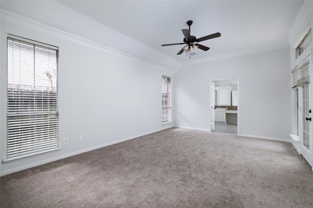 107 N Sunny Slope Circle, The Woodlands, TX 77381