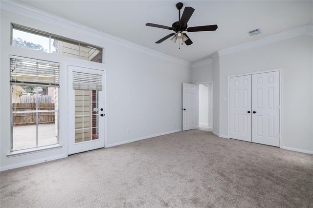 107 N Sunny Slope Circle, The Woodlands, TX 77381