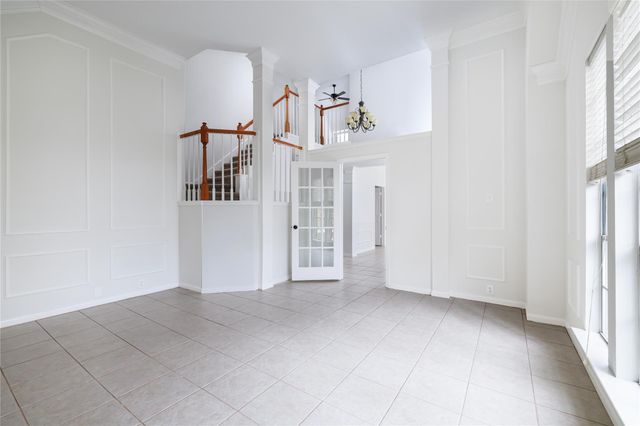 107 N Sunny Slope Circle, The Woodlands, TX 77381