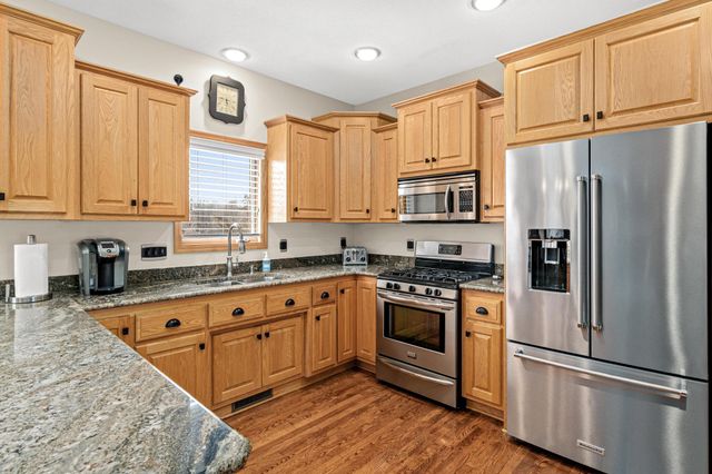 1392 156th Lane NW, Andover, MN 55304