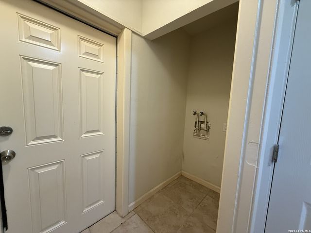 606 Elkhorn, San Antonio, TX 78218