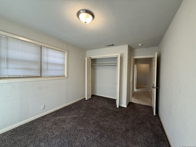 606 Elkhorn, San Antonio, TX 78218