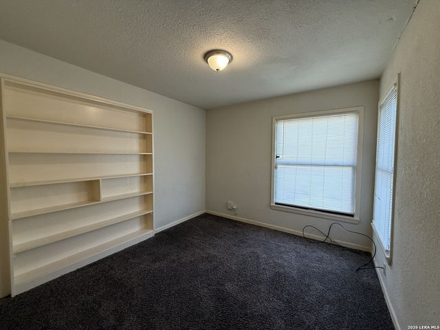 606 Elkhorn, San Antonio, TX 78218