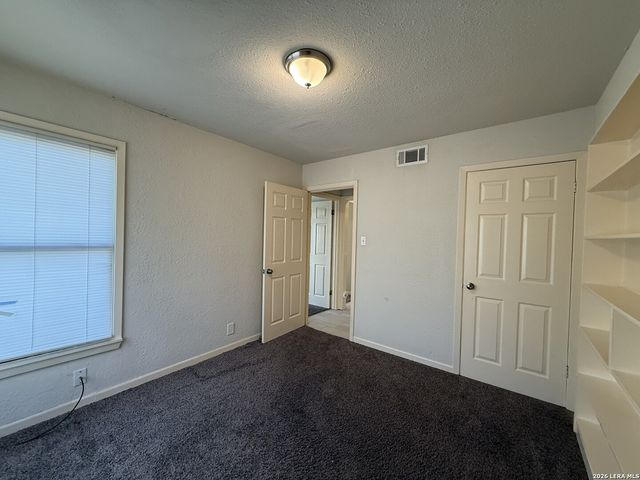 606 Elkhorn, San Antonio, TX 78218