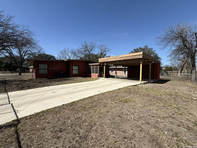 606 Elkhorn, San Antonio, TX 78218