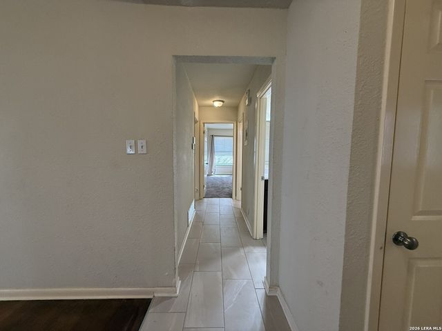 606 Elkhorn, San Antonio, TX 78218