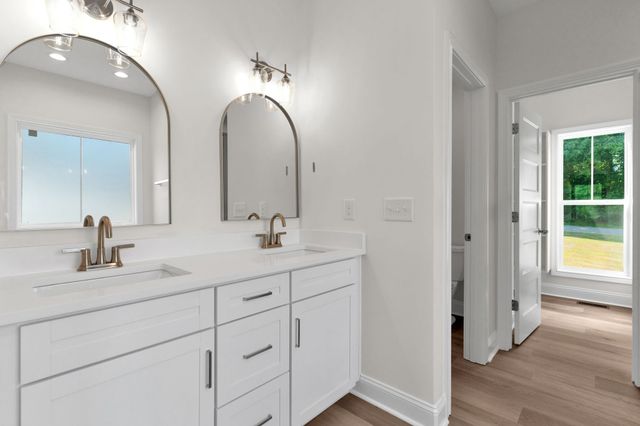 1065 Gholson Road, Clarksville, TN 37043