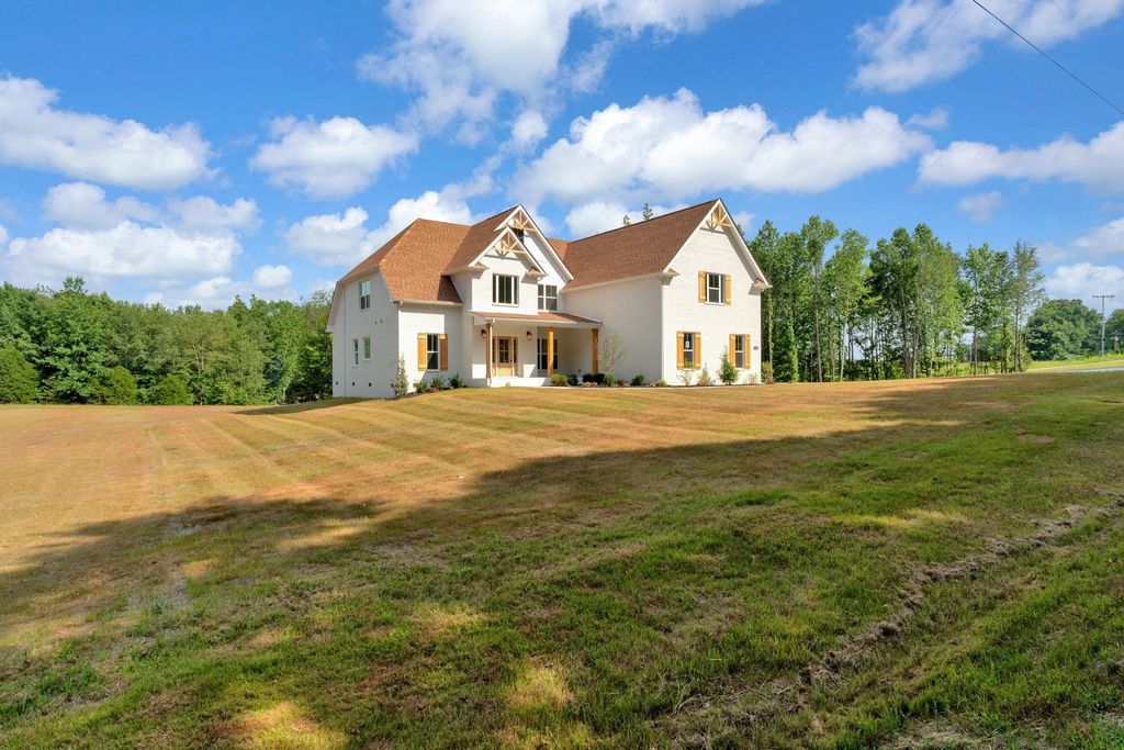 1065 Gholson Road, Clarksville, TN 37043