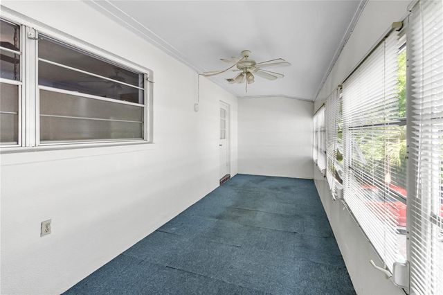 6050 21ST STREET N 20, St Petersburg, FL 33714