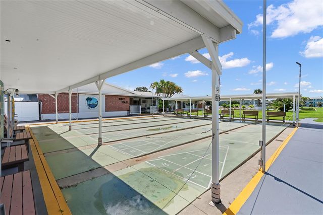 6050 21ST STREET N 20, St Petersburg, FL 33714