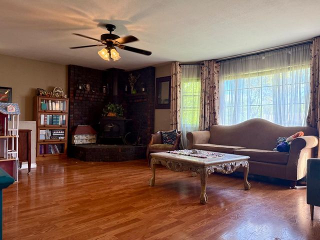 2514 Hogan Ct, Valley Springs, CA 95252