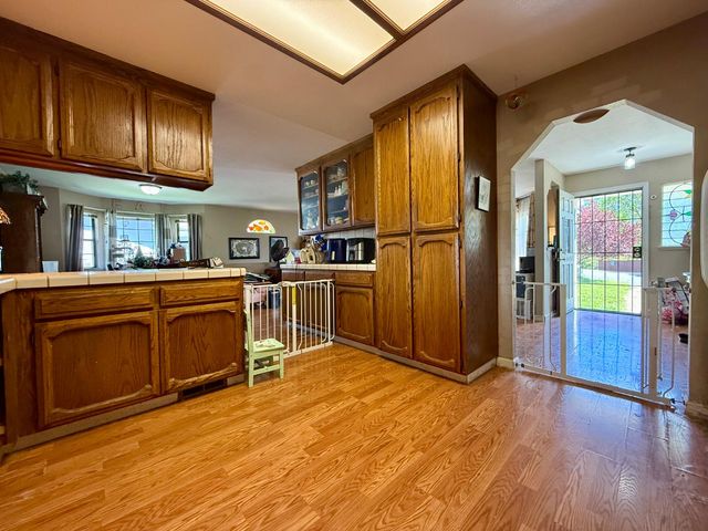 2514 Hogan Ct, Valley Springs, CA 95252