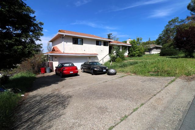 2514 Hogan Ct, Valley Springs, CA 95252