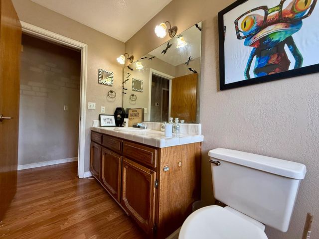 2514 Hogan Ct, Valley Springs, CA 95252