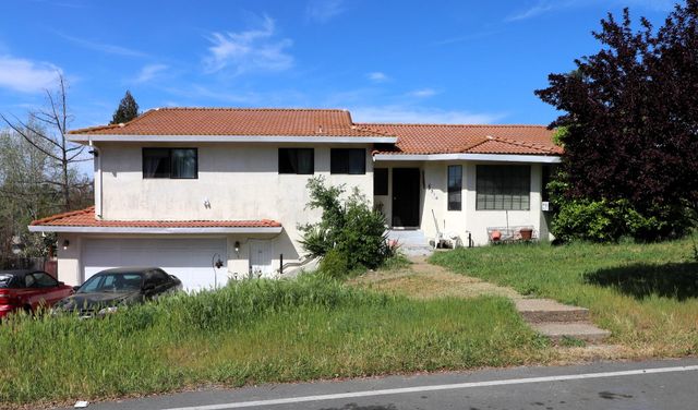 2514 Hogan Ct, Valley Springs, CA 95252