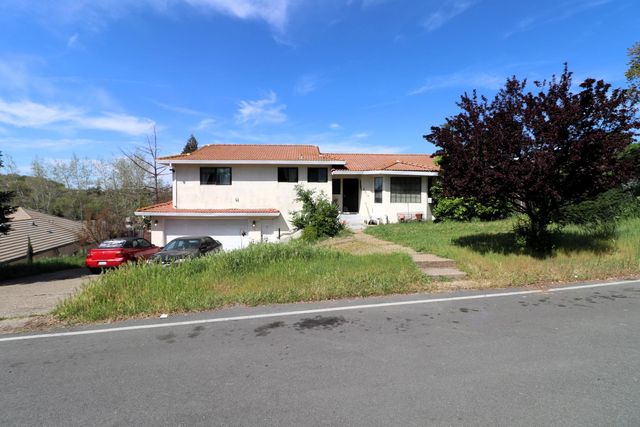 2514 Hogan Ct, Valley Springs, CA 95252