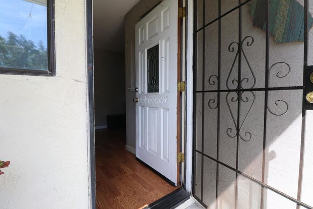 2514 Hogan Ct, Valley Springs, CA 95252