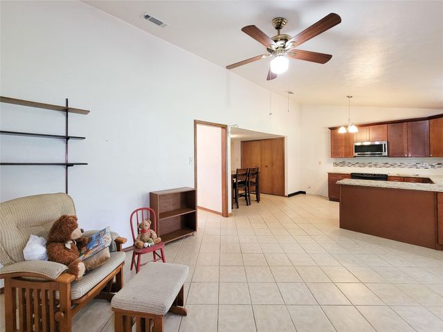 17602 Kakerglen Court, Houston, TX 77084