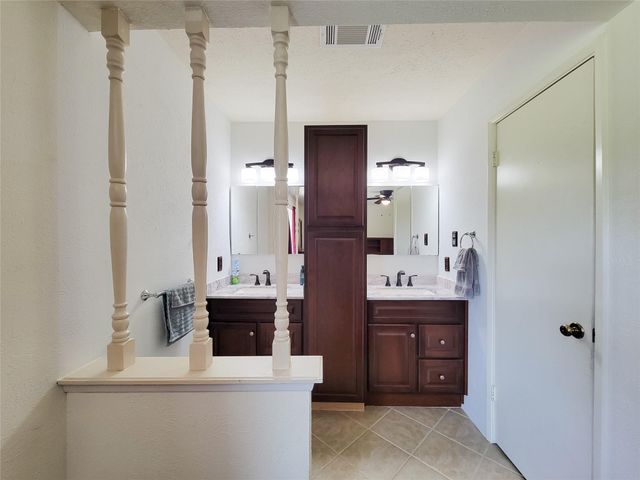 17602 Kakerglen Court, Houston, TX 77084