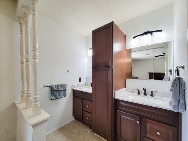 17602 Kakerglen Court, Houston, TX 77084