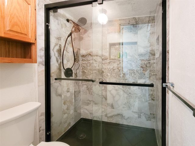 17602 Kakerglen Court, Houston, TX 77084