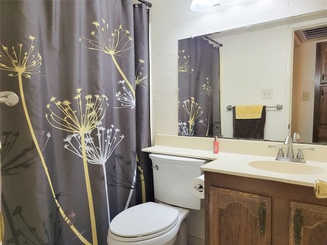 17602 Kakerglen Court, Houston, TX 77084