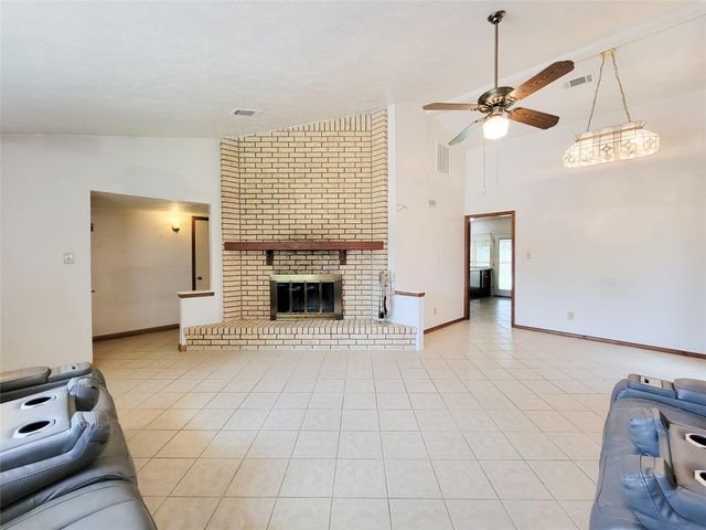 17602 Kakerglen Court, Houston, TX 77084