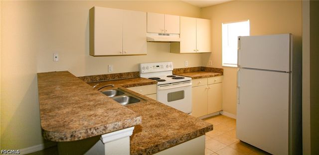 4614 25th ST SW, Lehigh Acres, FL 33973