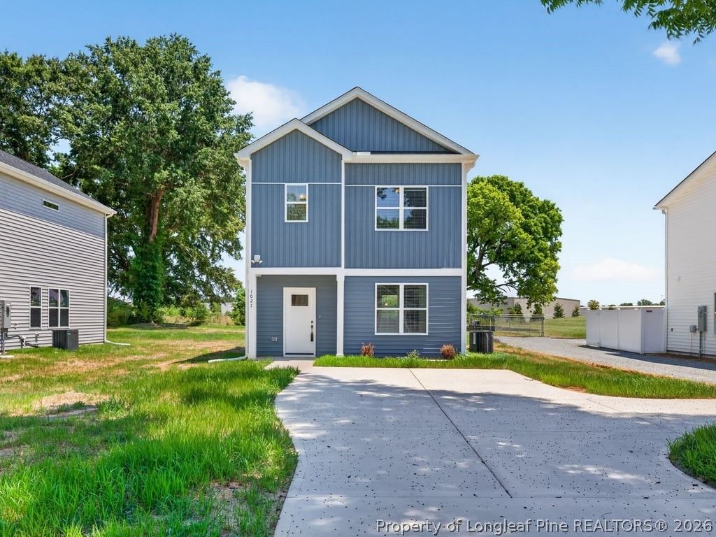 1021 E Harnett Street, Dunn, NC 28334 — exterior