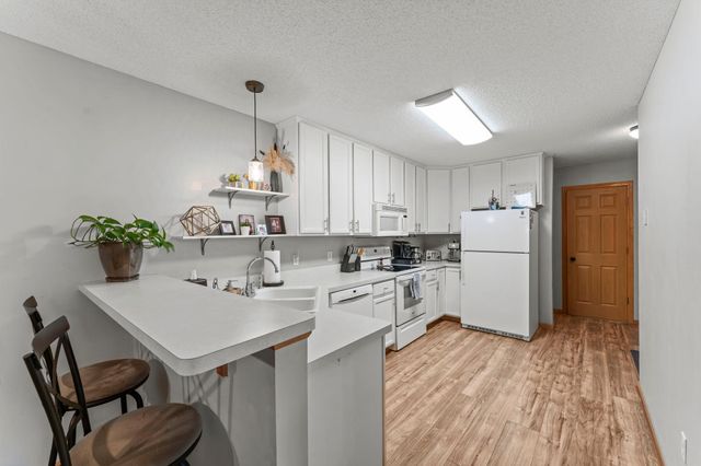 20628 Fenston Avenue N, Forest Lake, MN 55025