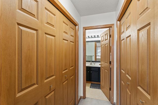 20628 Fenston Avenue N, Forest Lake, MN 55025