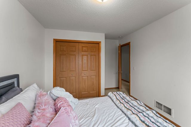 20628 Fenston Avenue N, Forest Lake, MN 55025