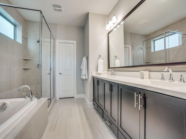 1074 Manacor Lane, Dallas, TX 75212