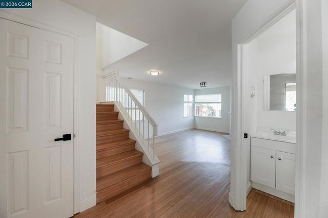 528 528 Dohrmann Lane, Pinole, CA 94564