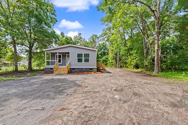 1011 Russellville Road, Saint Stephen, SC 29479