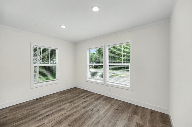 1011 Russellville Road, Saint Stephen, SC 29479