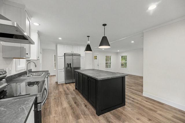 1011 Russellville Road, Saint Stephen, SC 29479