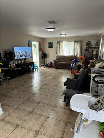 700 SW 28th Terrace, Fort Lauderdale, FL 33312