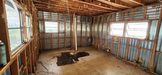 18675 US HIGHWAY 19 N 134, Clearwater, FL 33764