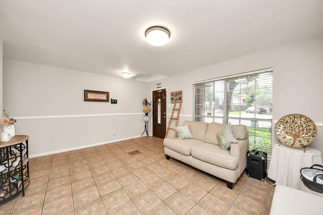 3338 Amber Meadow Drive, Katy, TX 77449