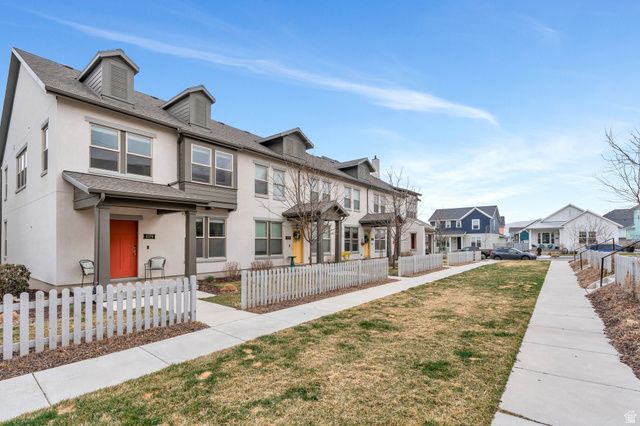 6376 W SUGARCANE DR, South Jordan, UT 84009