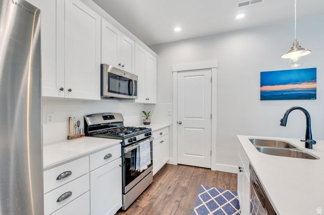 6376 W SUGARCANE DR, South Jordan, UT 84009