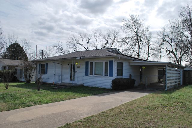 2604 W Johnson Street, Denison, TX 75020