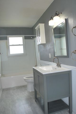 2604 W Johnson Street, Denison, TX 75020