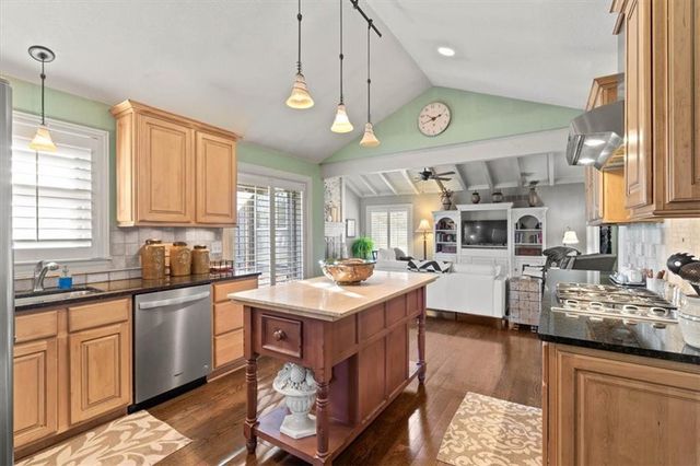 12511 State Line Road, Kansas City, MO 64145