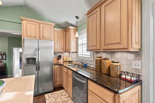 12511 State Line Road, Kansas City, MO 64145